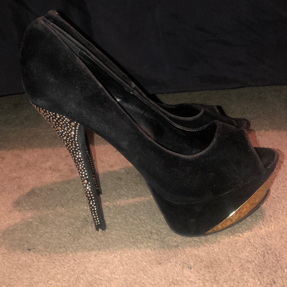 Platform heels